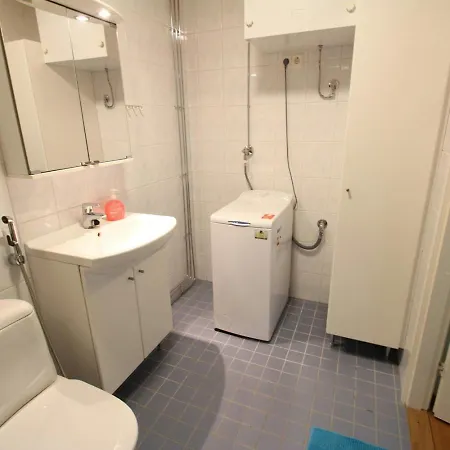 Convenient For 2 In Vuosaari Apartment